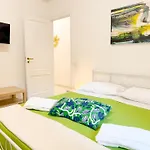 Luxurious Lucia 1 * Giardini Naxos