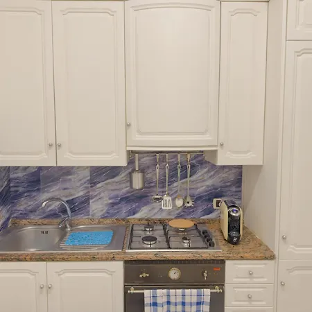 公寓 Luxurious Lucia 1 *