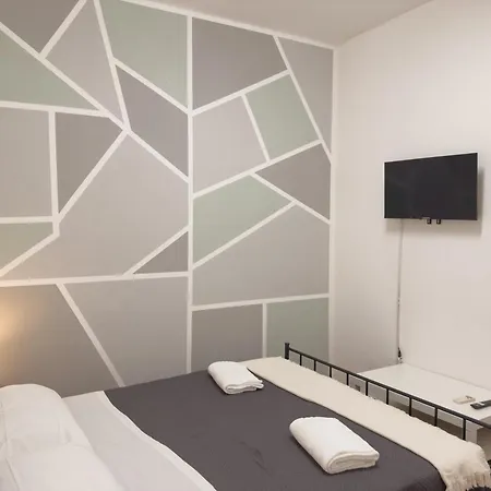 Luxurious Lucia 1 * 贾迪尼-纳克索斯