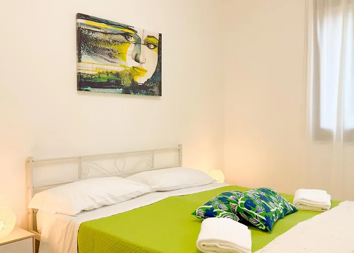 Apartment Luxurious Lucia 1